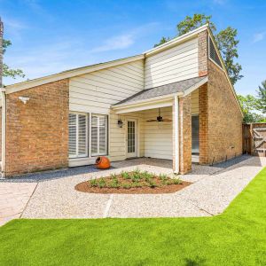 Orion-Turf-And-Landscape_Houston-Artificial-Grass_Backyard13