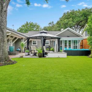 Orion-Turf-And-Landscape_Houston-Artificial-Grass_Patio3