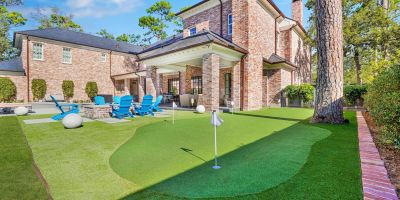 How to Clean My Houston Putting Green Installation  - Orion turf & Landscape Blog