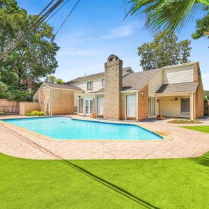 Orion-Turf-And-Landscape_Houston-Artificial-Grass_Pool6