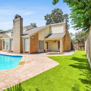 Orion-Turf-And-Landscape_Houston-Artificial-Grass_Pool5